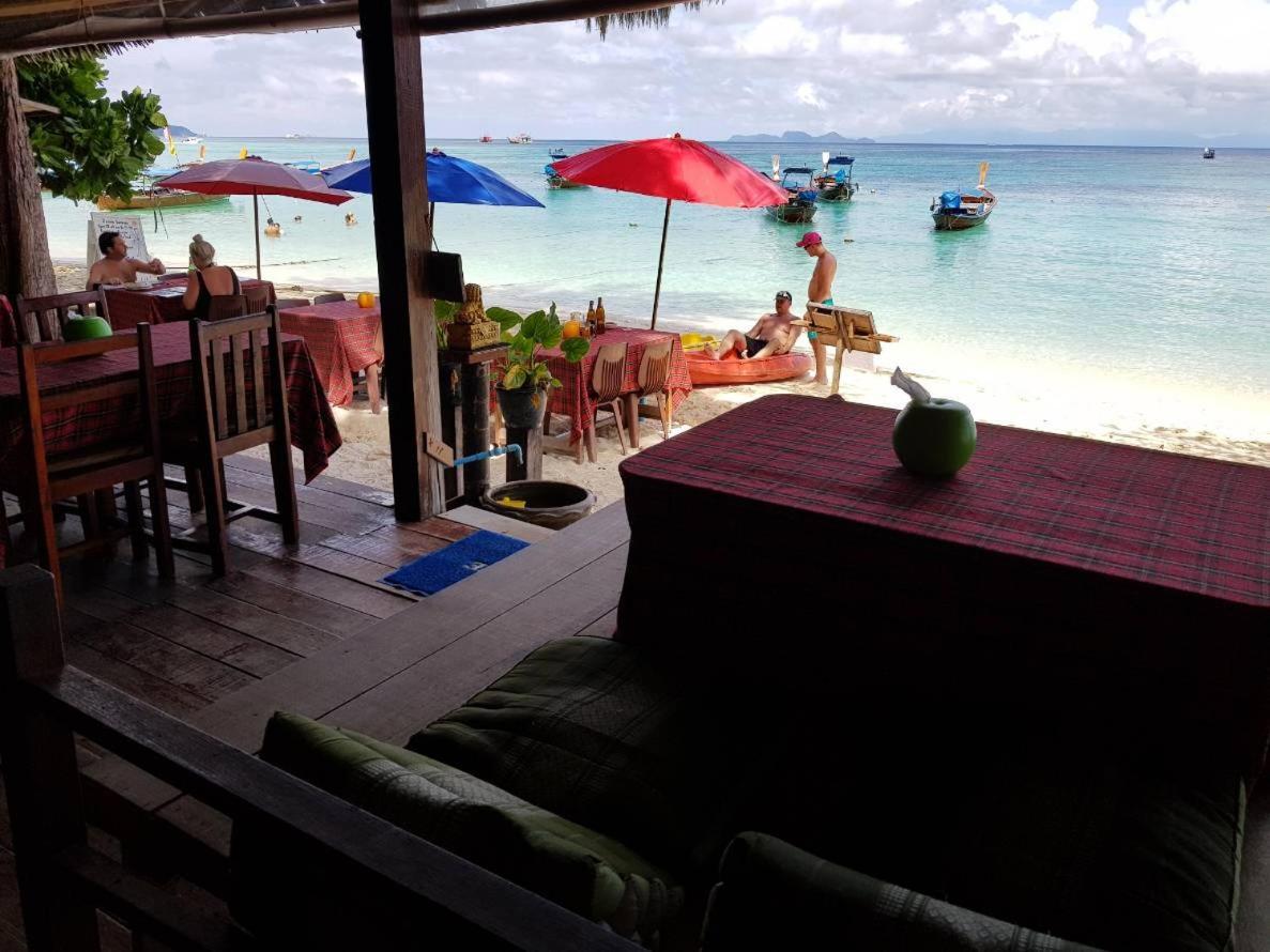 Zanom Sunrise Beach Resort Koh Lipe Exterior photo